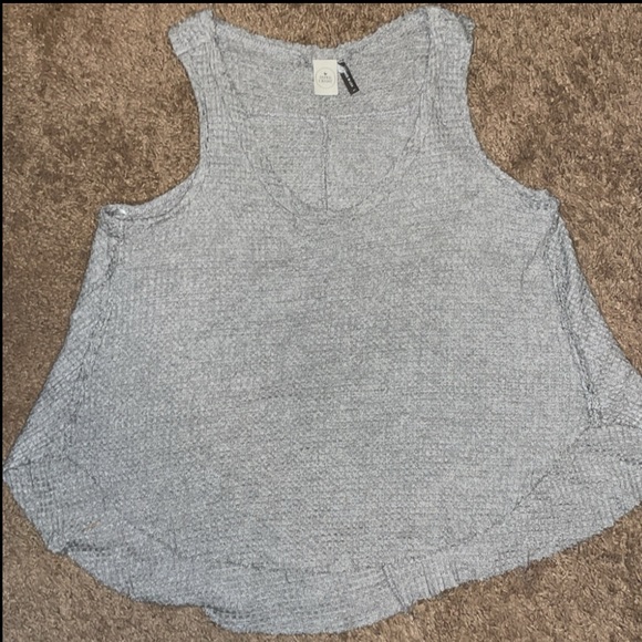 GRAY PAPER CRANE V NECK FLARE Thermal Tank - Size Large - Picture 5 of 5